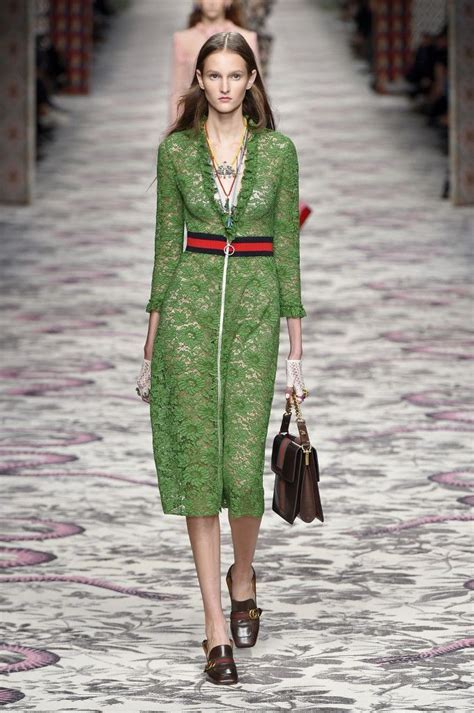 gucci lace dress 2016